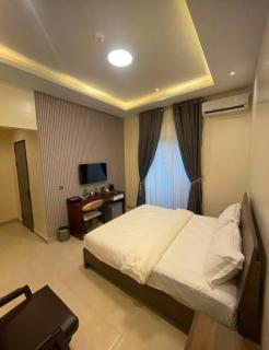Degrams Hotel and suites - 3
