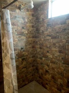 Suite de lujo de 2 habitaciones con vista a las montañas en La Victoria Ibarra - 4