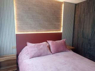 Suite de lujo de 2 habitaciones con vista a las montañas en La Victoria Ibarra - 1