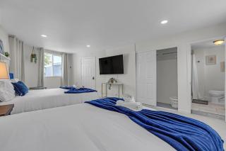Vegas Hillcrest Oasis, Private Pool and 5BR - 5