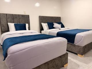 Hotel Hostal Urban18 - 0