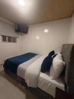 Hotel Hostal Urban18 - 7