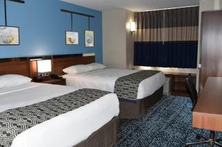 Sleep Inn & Suites Fond du Lac - 8