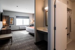 Amsterdam Inn & Suites, an Ascend Collection Hotel - 5
