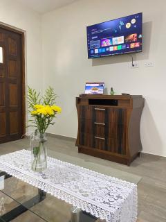 Modern & Cozy Stay in Paradise - 4