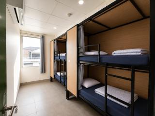 Capsule Perth City Backpackers Hostel - note - Valid passport required to check in - 4