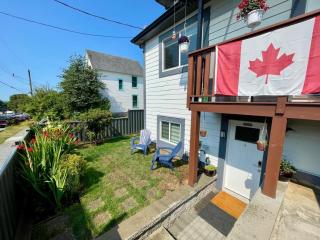 Executive 2 Bedroom Garden Suite Free Parking - Save on Long Stays! - 8