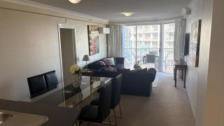 Luxury Ocean Escape - Bel Air Broadbeach - 8