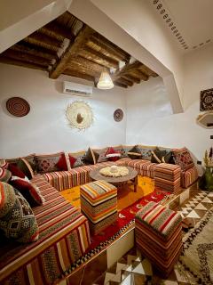 Dar Zagora Oasis - Authentic Moroccan Stay - 5