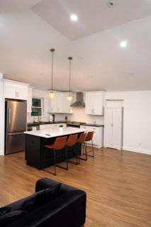 Cozy Home in East Atlanta - 5