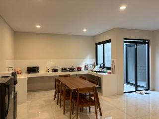 Praba House - 0