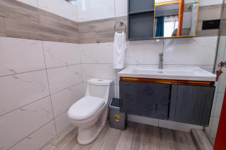 2 Bedroom Apartment with full Kitchen, Accra - Lapaz - 2