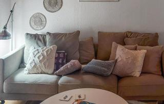 3 Bedroom Cozy Home In Hjärnarp - 8
