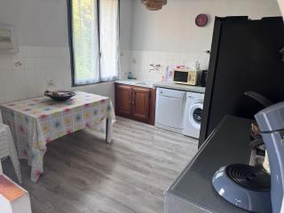 Maison F4 bord de rivière dans un hameau du village de Pruno en Haute Corse Dix min de la plage à Folelli - 4