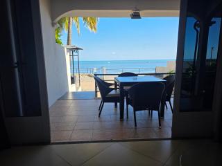 Baywatch Apartment - 1