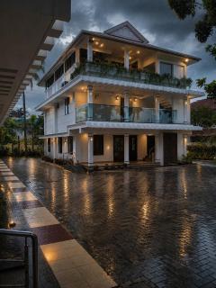 Dreamland View Resort - Kochi - 4