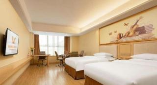 Vienna Hotel Chongqing Shizhu Stadium - 4