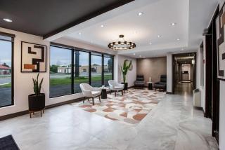 Ramada by Wyndham Kingston - 7
