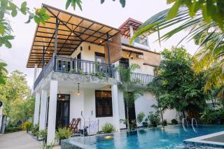 Meadow View Villa - 0