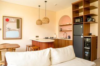 Tropical Villa with Pool and Workspace - 8