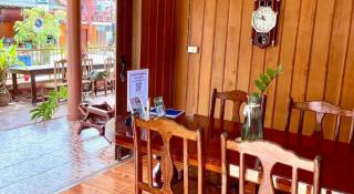 Le Moon Hotel - 4