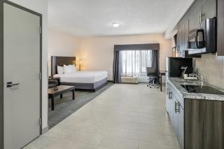 Park Inn by Radisson Edmonton Airport - 5