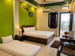 Samriddhi home stay ,located between Mahakaleshwar, and KaalBhairav temples - 0