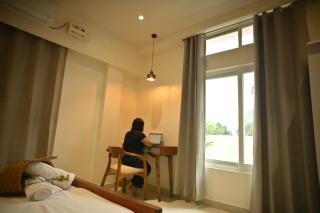 Noi Homes - Entire 2BHK Luxury Flat with Parking, Kitchen and Balcony - 2