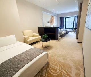 Grand Emperor Hotel - 7