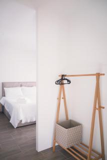 Prouds House -  - 2