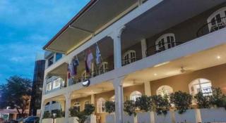 Kingsleys Hotel and Gastro Pub - 4