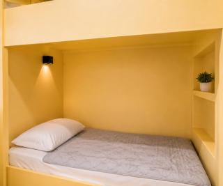 Affordable stay with 4bedbunks - 7