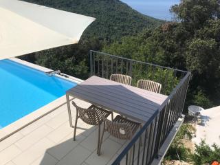 HOLIDAY HOME m&n - 1