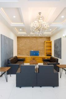 Studio 13 - 4