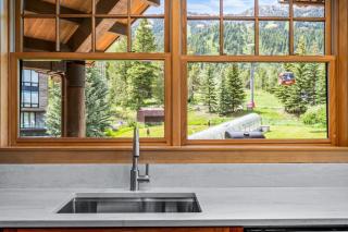 RMR: Cody House B Condo in Teton Village - 2