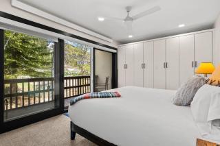 RMR: Four Seasons I Unit 6 Condo in Teton Village - 2