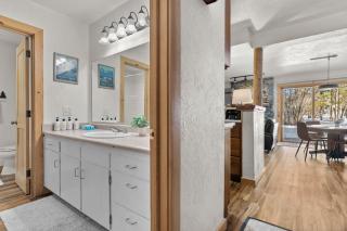 RMR: Cedars 1412 Condo in The AspensWilson WY - 2