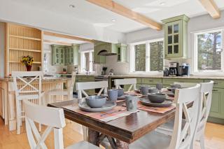 RMR: Bridger Chalet House in Teton Village - 9