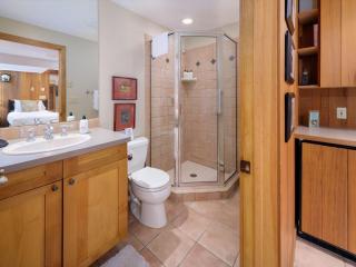 RMR: Snow Ridge 4 Condo in Teton Village - 1