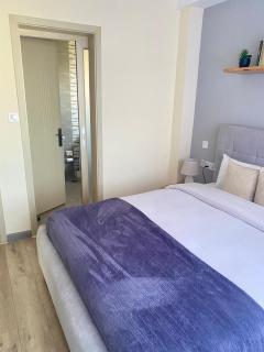 skyline living apartments with heated swimming pool fully equipped gym ample parking space and proximity major shopping malls - 6