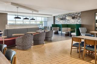 Home2 Suites By Hilton Rapid City - 5