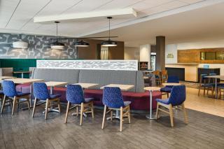 Home2 Suites By Hilton Rapid City - 4