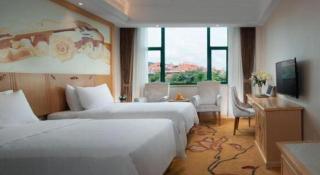 Vienna Classic Hotel Zhangzhou Longchi Center - 9