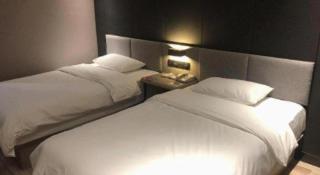Thank Inn Plus Jiangsu Taizhou Renmin Hospital - 5