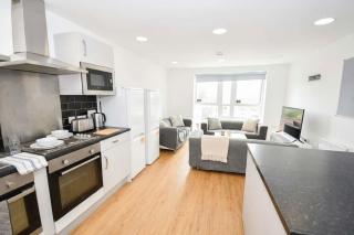 Spacious 6 Bedroom Apartment in Liverpool - 5