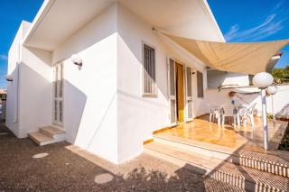 Dimora Del Mare Near The Sea - Happy Rentals - 9