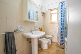 Dimora Del Mare Near The Sea - Happy Rentals - 4