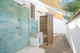 Dimora Del Mare Near The Sea - Happy Rentals - 3
