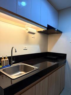 Spacious 2BR Near SM Novaliches 3 Beds with WIFI - 5