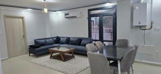 Appartement moderne de 3 chambres avec vue sur la mer et balcons, à 5 minutes à pied des plages - 0